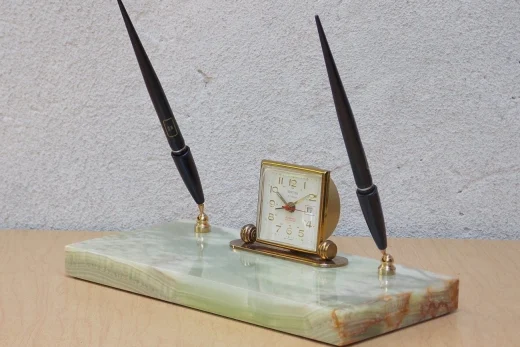 Vintage Ballpoint Pens in Modern Offices Why They Still Matter