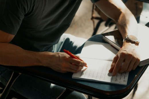 Atomic Habits 2026 Productivity: Atomic Habits in 2026: Does James Clear’s System Still Work for Productivity?