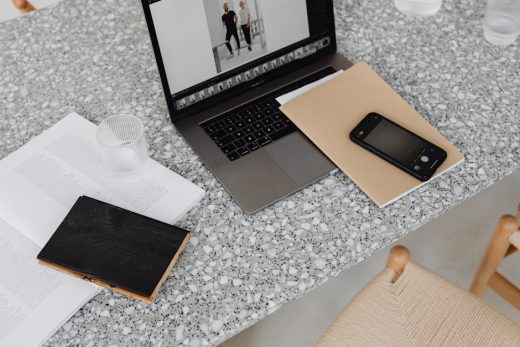 Digital Detox Articles: The Reader’s Digital Detox: 7 Concrete Steps to Regain Focus Without Quitting Your Phone